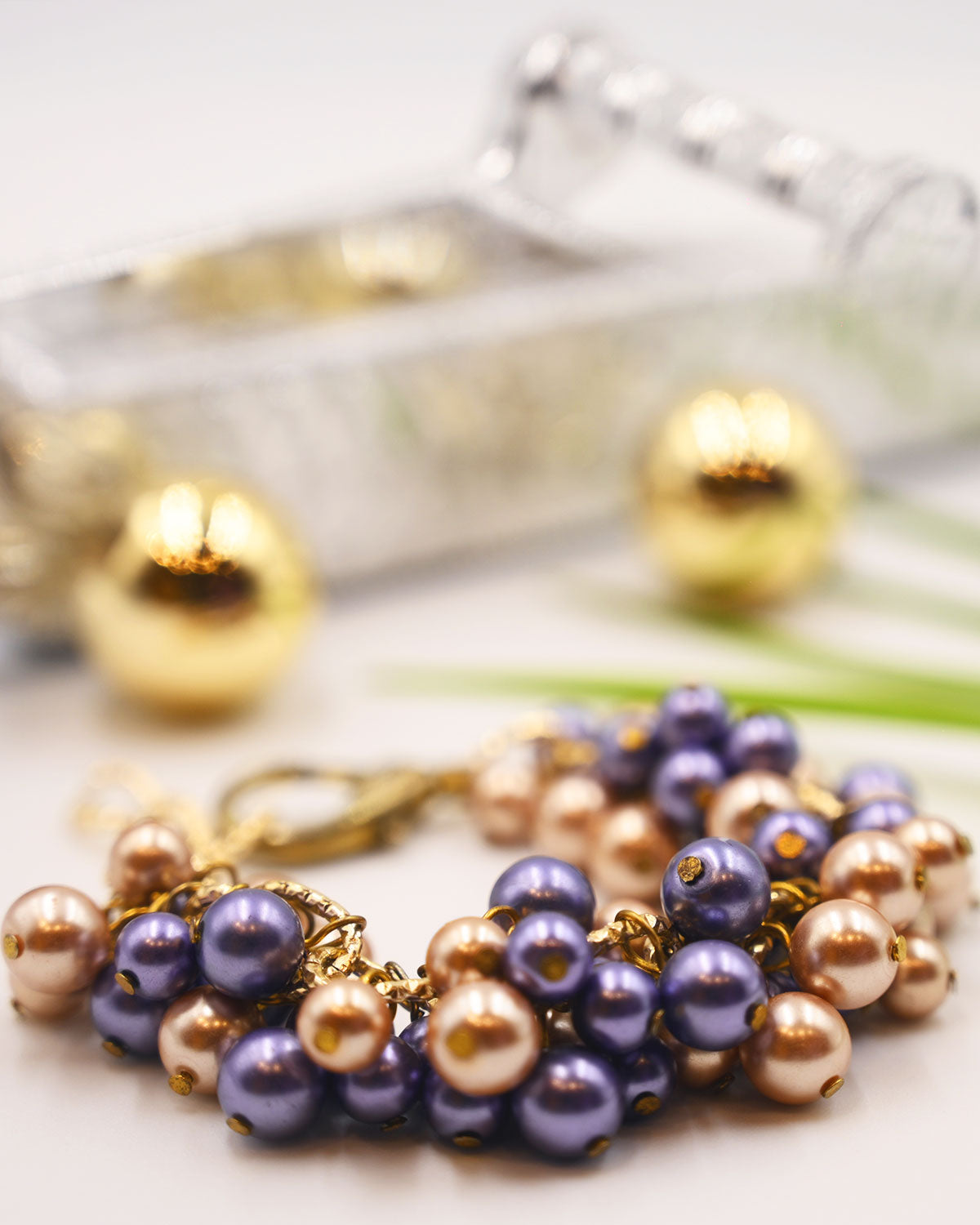 Lustrous Tides - Shell Pearls Bracelet