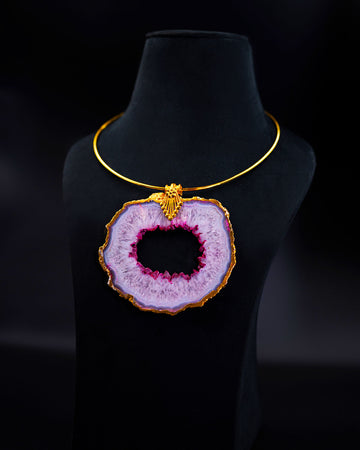 Gem Flow Necklace - Agate Slice Stone & Brass Hasli