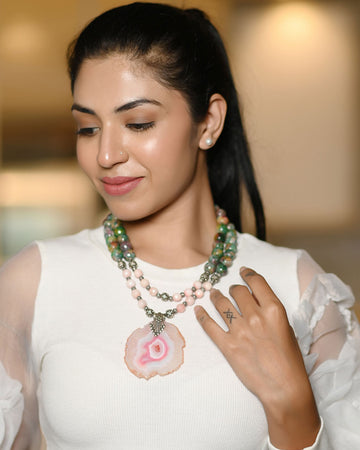 Timeless Noir Opera Necklace - Agate Stones & Agate Slice Pendant