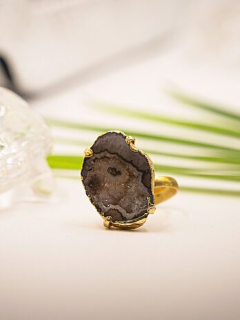 Shimmer Nest Grey Adjustable Ring with Geode Stone.