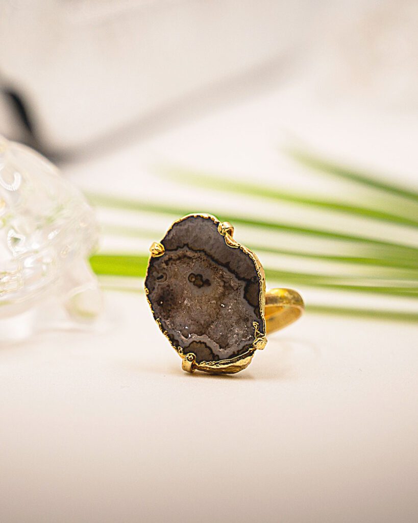 Shimmer Nest Grey Adjustable Ring with Geode Stone.