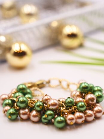 Pearl Mirage - Shell Pearls Bracelet