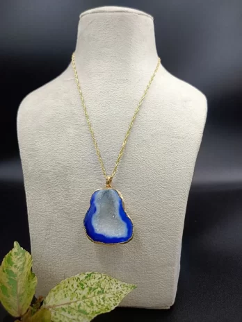 Crystal Cove Druzy Stone Pendant Necklace – Blue Ocean