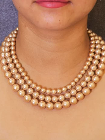 Eternal Bond - Golden Shell Pearls Necklace