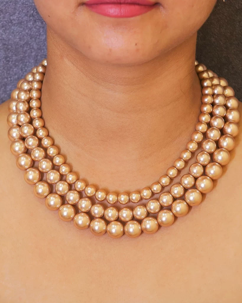 Eternal Bond - Golden Shell Pearls Necklace