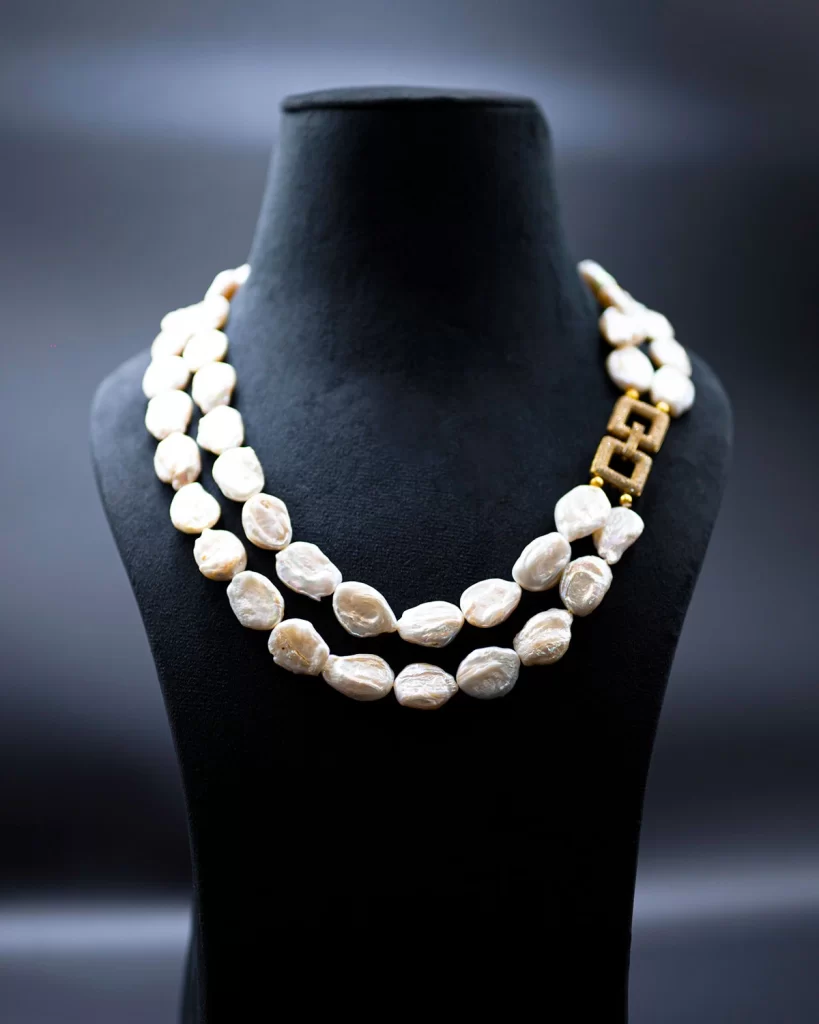 Ocean Dew Necklace - Freshwater Pearls with CZ Clasp cum Pendant