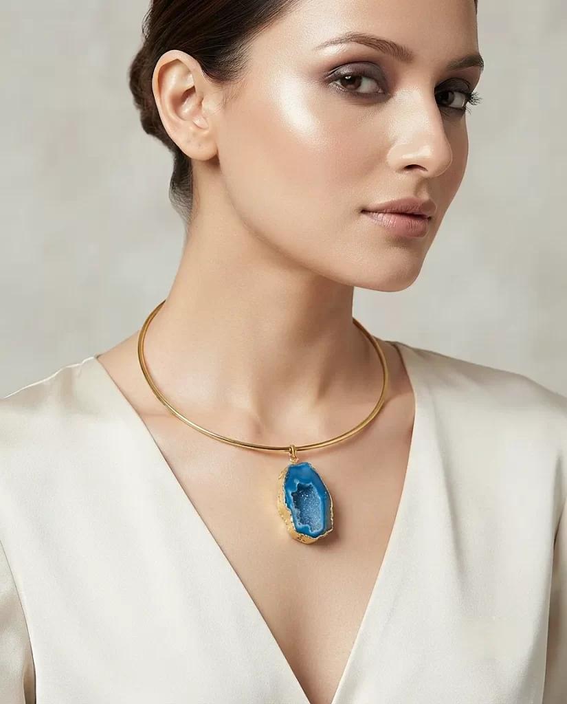 The Oceanic Geode – Raw Blue Agate Druzy Pendant Brass Hasli Necklace